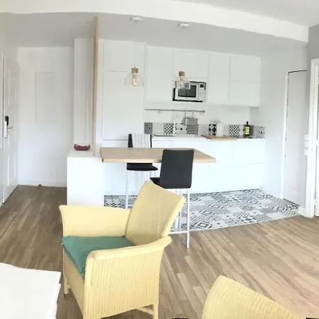Cosy A Saint-andre-des-eaux De 47 M² Avec Jardin